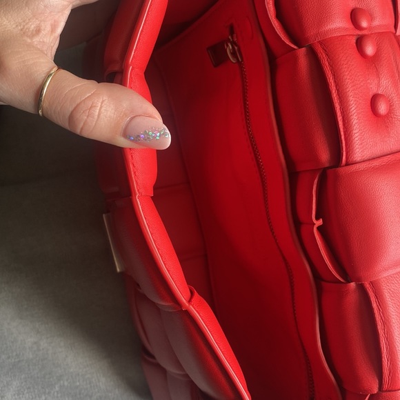 RARE Bottega Veneta padded cassette on chain - Picture 5 of 15